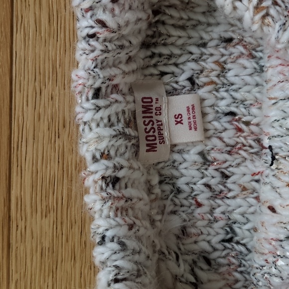 Women's knit multi color sweater. Size small - Picture 5 of 9